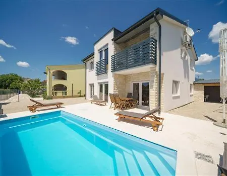 Apartmani Drage Apartament