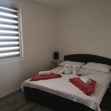 Apartment Apartmani Vir *