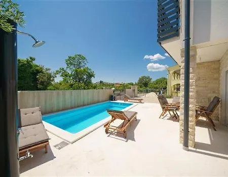 Apartmani Drage 아파트 드라게
