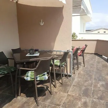 Apartmani Vir